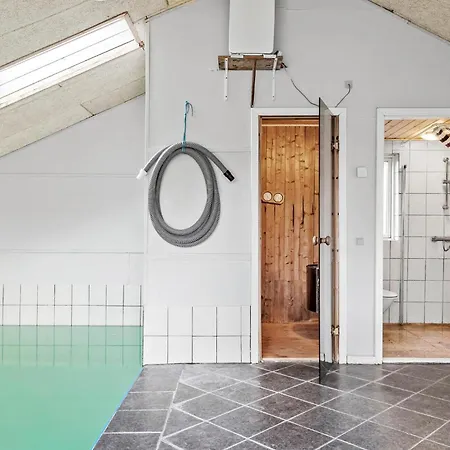 Ferienhaus Gorgeous In Harboore With Kitchen